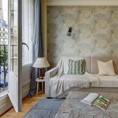 Champ De Mars & Eiffel Tower - 1br - Cityapartmentstay 아파트 파리