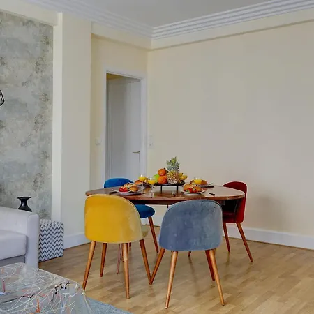 Champ De Mars & Eiffel Tower - 1br - Cityapartmentstay 아파트 파리